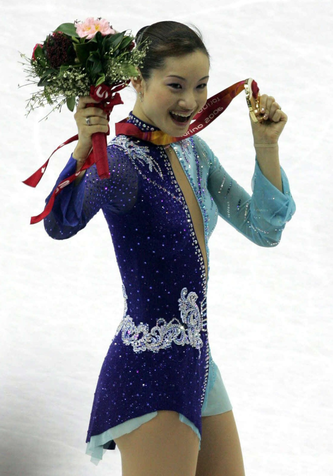 ０６年２月、トリノ五輪女子シングルで金メダルを獲得した荒川