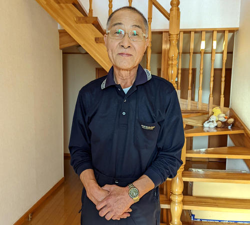 森重航の父誠さん＝21年11月12日