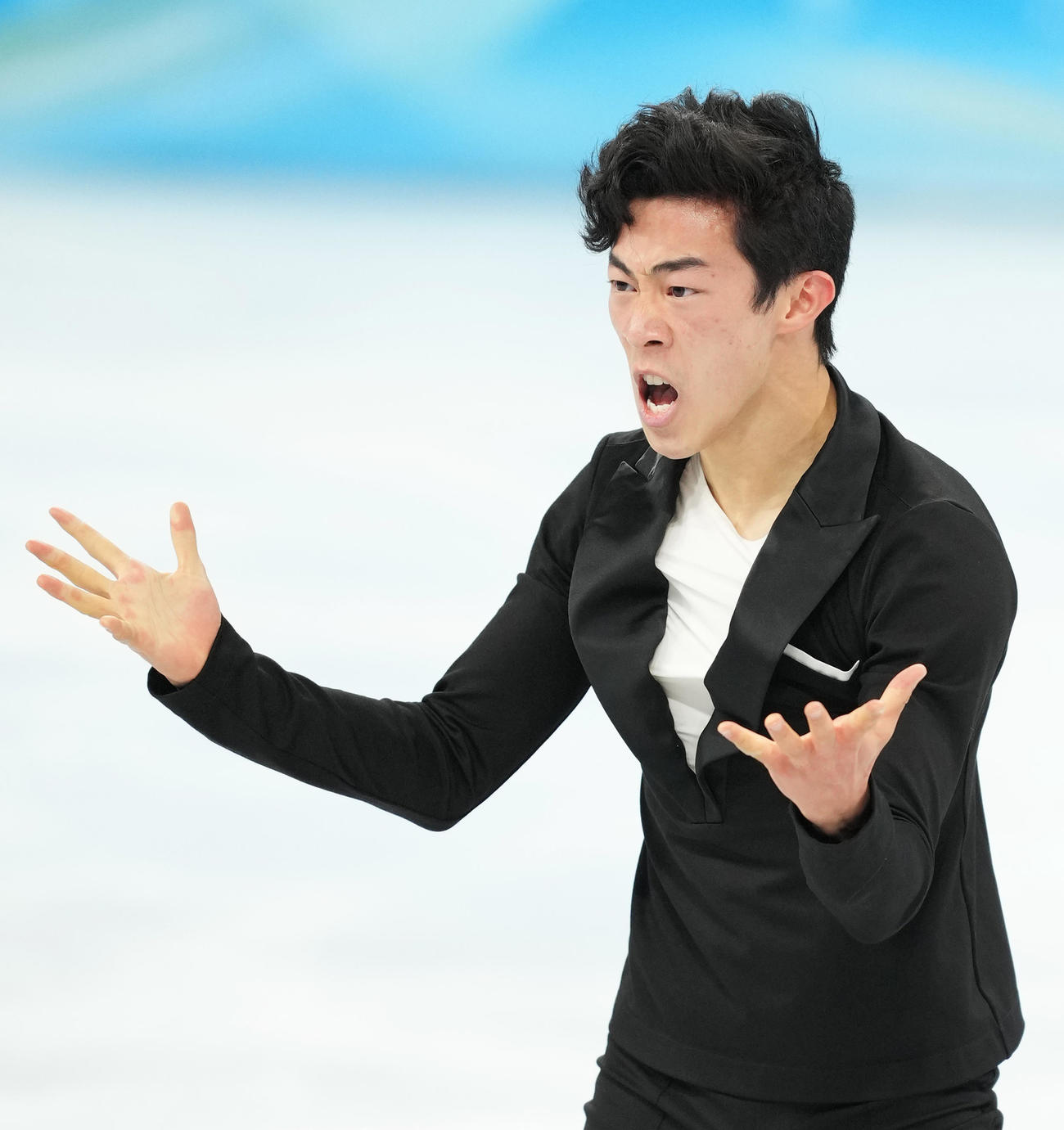 フィギュアスケート、男子SPで演技するチェン（撮影・菅敏）