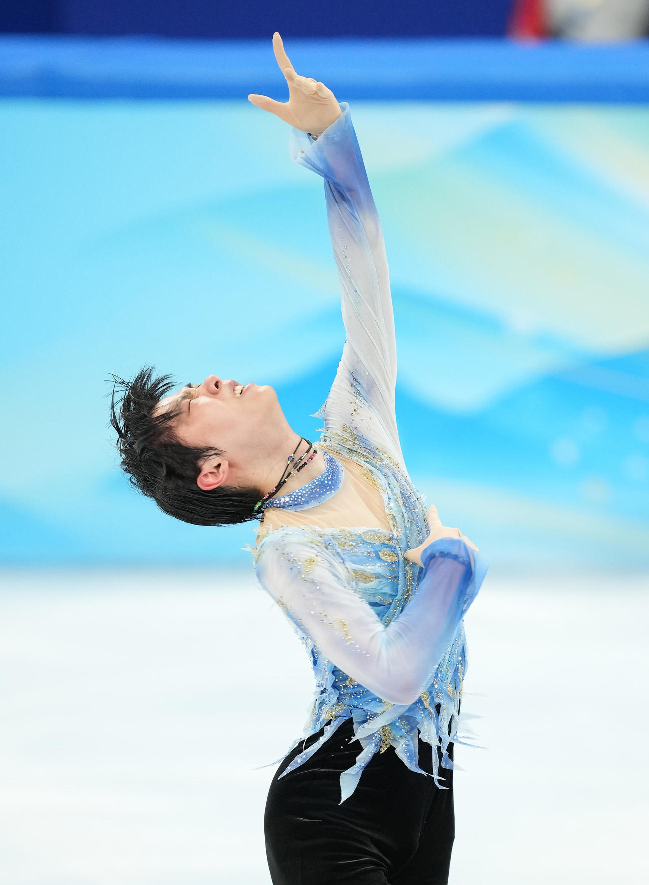 フィギュアスケート、男子SPで演技する羽生（撮影・菅敏）