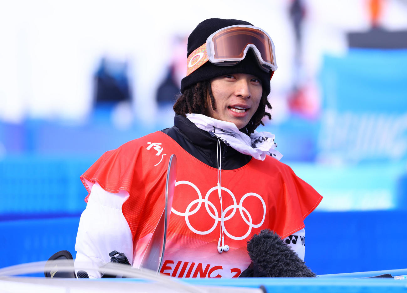 ハーフパイプ男子予選を終え笑顔を見せる平野歩（撮影・垰建太）