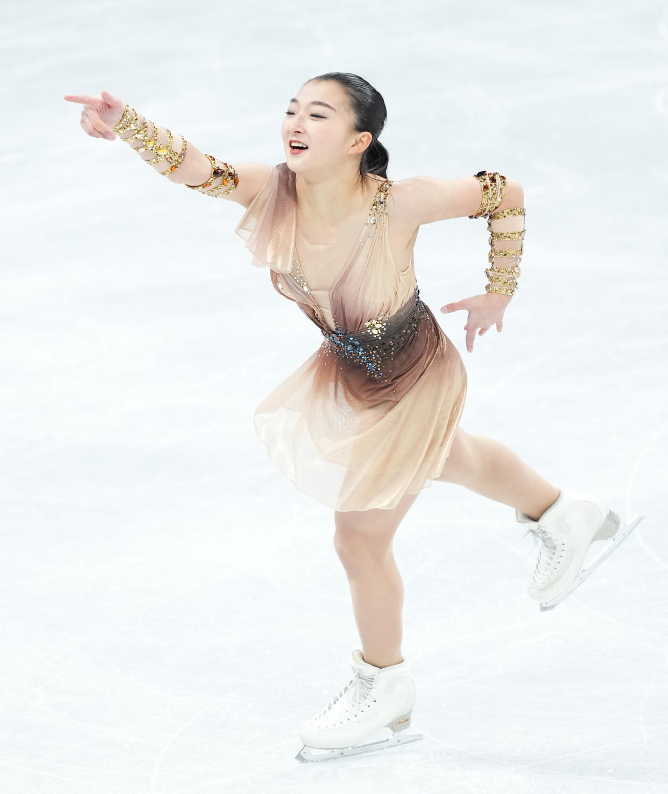 フィギュアスケート、女子SPで演技する坂本（撮影・菅敏）