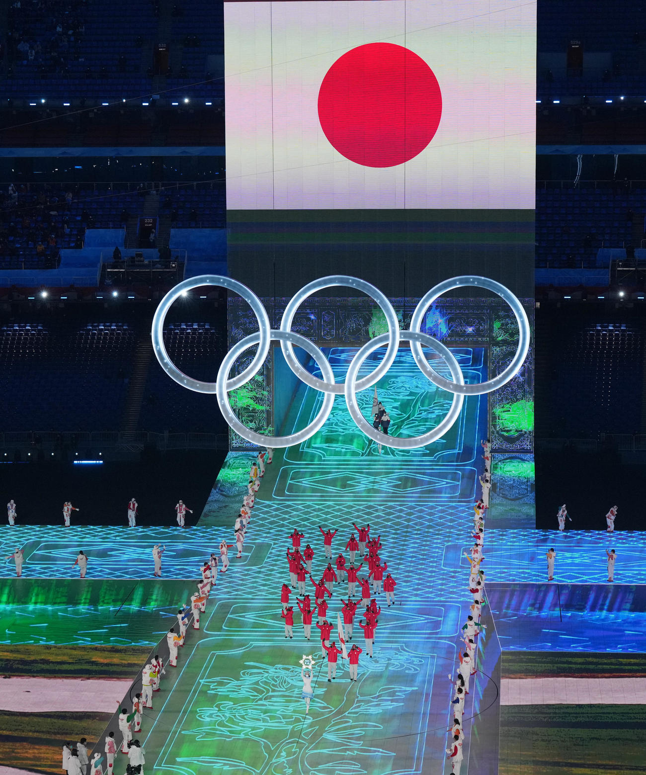 北京五輪開会式で入場する日本選手団（撮影・菅敏）