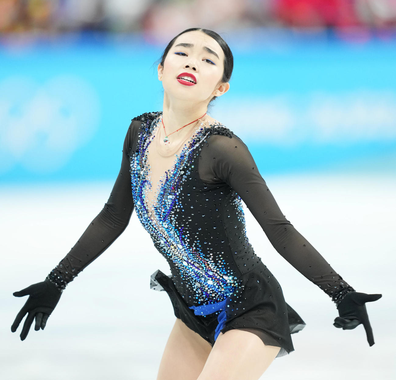 フィギュアスケート団体、女子SPで演技するカレン・チェン（撮影・菅敏）