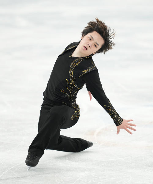 フィギュアスケート、男子フリーで演技する宇野（撮影・菅敏）