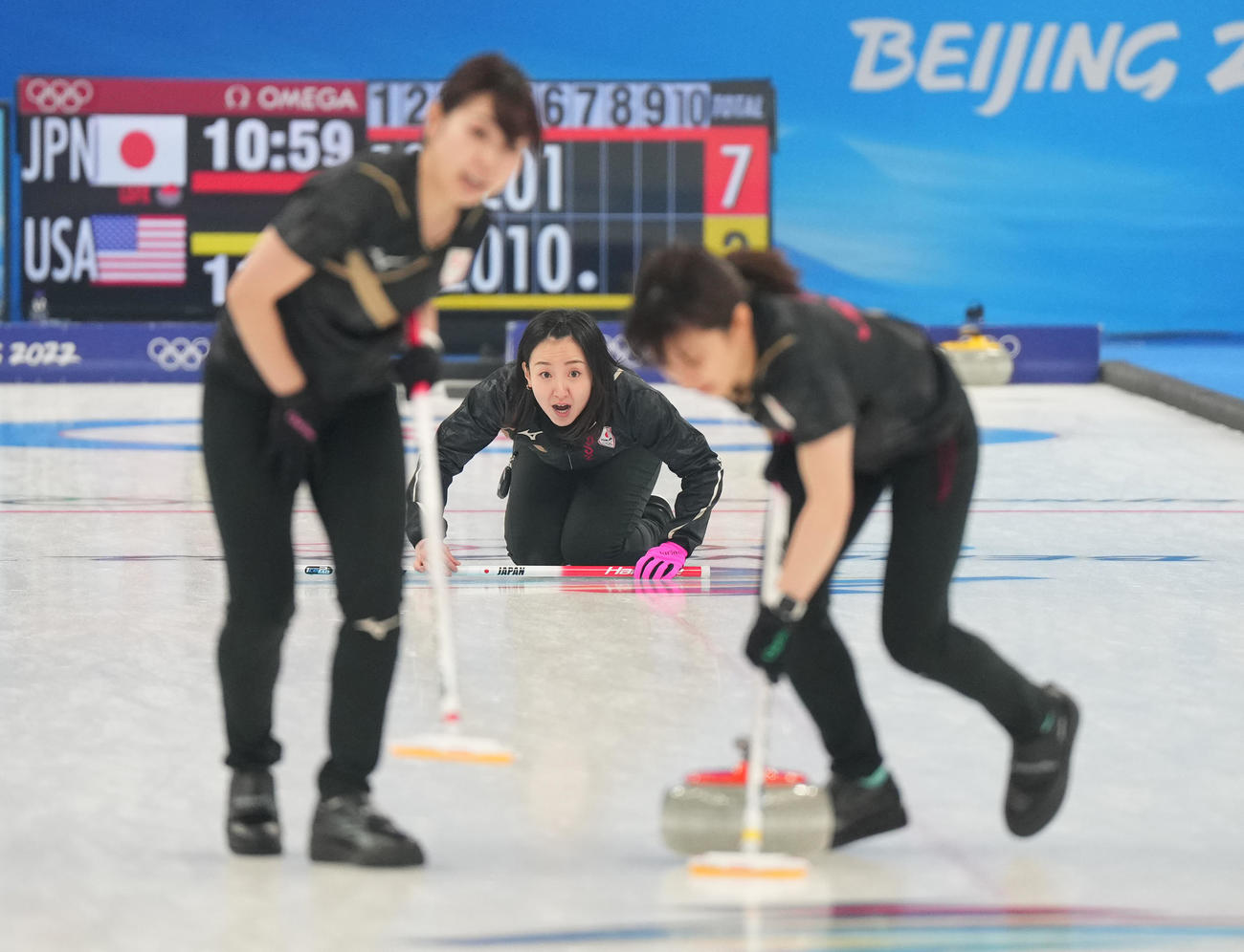 日本対米国　第7エンド、ショットを放つ藤沢（撮影・菅敏）