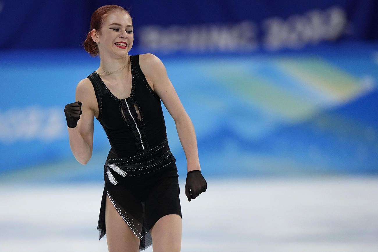 演技後、ガッツポーズするトルソワ（AP）