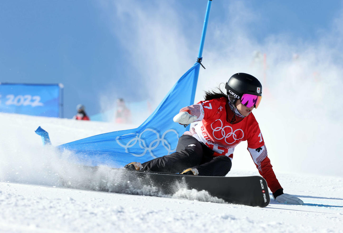 スノーボード女子パラレル大回転予選2回目に臨む竹内（撮影・パオロ　ヌッチ）