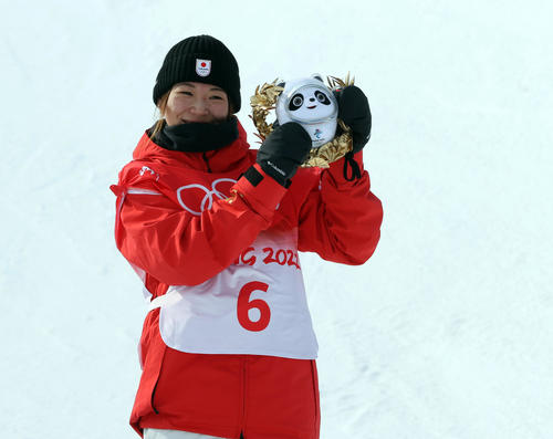 スノボハーフパイプ 冨田せな 日本勢女子初のメダリスト まだ正直実感わかない 一問一答 スノーボード 北京オリンピック22 日刊スポーツ