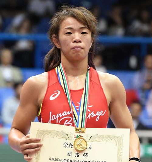 レスリング女子の川井梨紗子