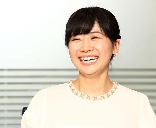 笑顔を見せる卓球リーグ「Tリーグ」理事の福原愛（撮影・江口和貴）