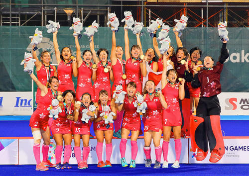 ジャカルタ・アジア大会で優勝したホッケー女子日本代表「さくらジャパン」