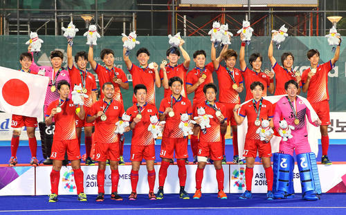 ジャカルタ・アジア大会で優勝したホッケー男子日本代表「サムライジャパン」