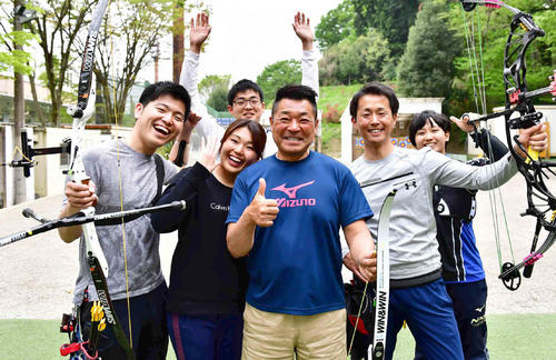 アーチェリー部の生徒たちといっしょに