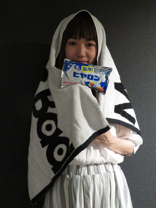 年間20本以上の野外フェスを観賞する村井悠さん（撮影・近藤由美子）