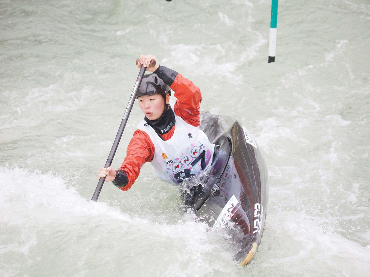 東京五輪出場内定を決めたカヌー女子スラローム・カナディアンシングル日本代表の佐藤（公益社団法人日本カヌー連盟提供）
