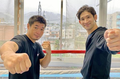 ボクシング元世界王者の長谷川穂積氏（左）とトレーニングや対談で交流したフェンシング三宅諒