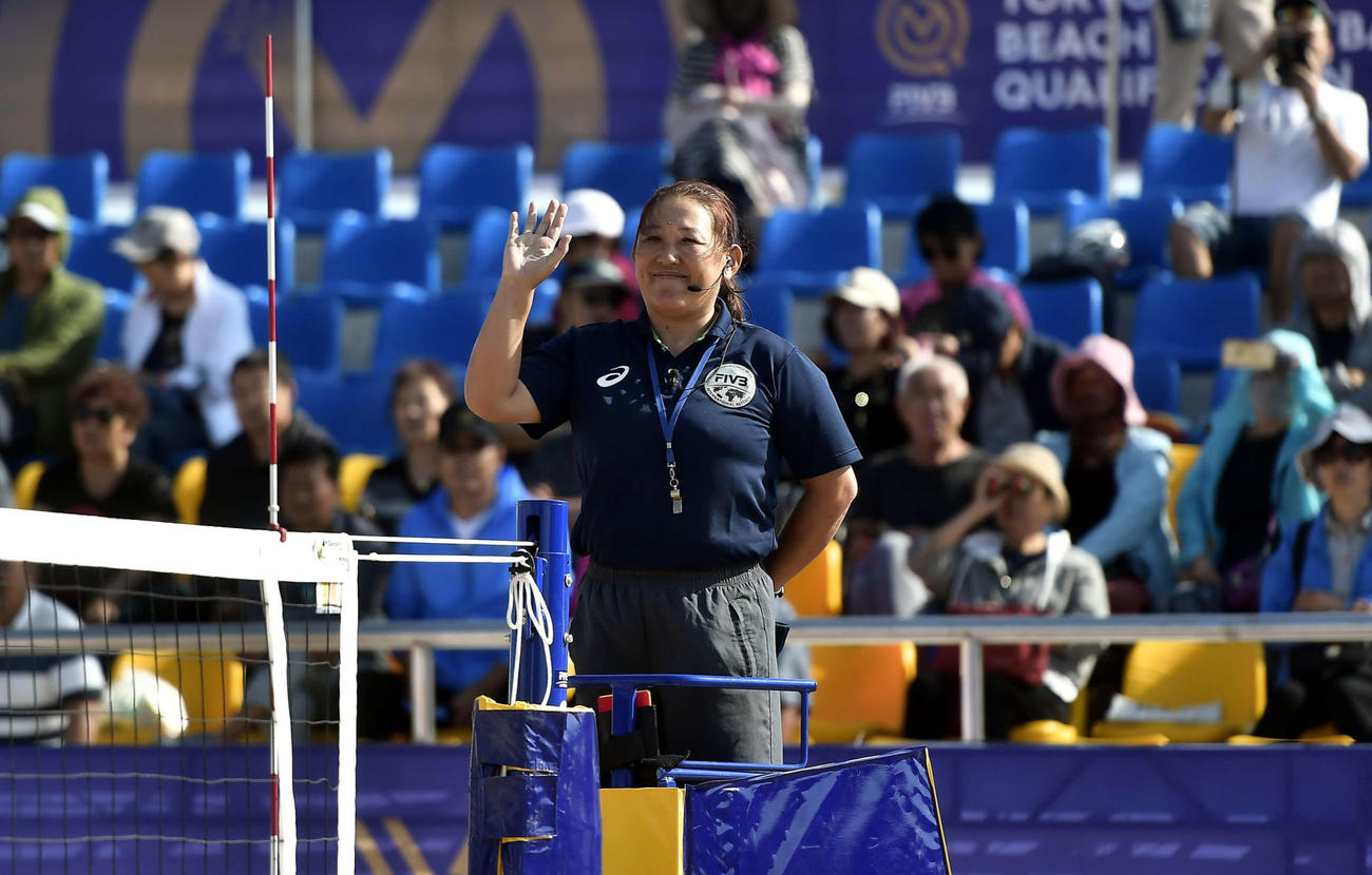 19年9月、中国で行われた東京五輪予選で笑顔を見せる里見真理子さん（本人提供）