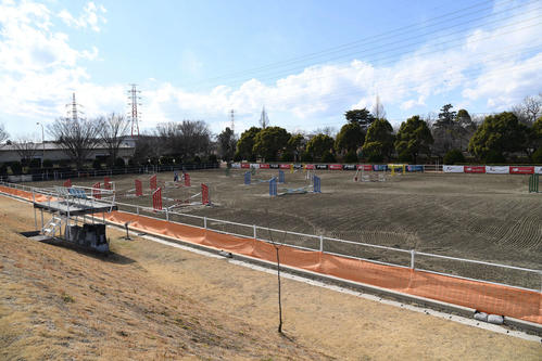 馬術訓練場（自衛隊体育学校提供）