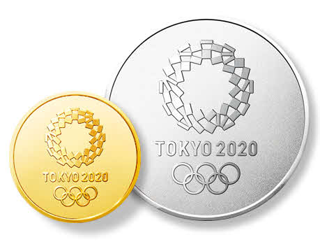 （1位）純金純銀メダリオンセット（純金直径2・5センチ20グラム、純銀直径4センチ30グラム）23万1000円