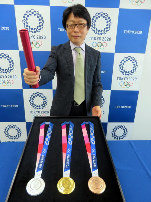 東京五輪メダルデザイナーの川西純市さん
