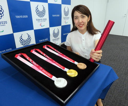 東京パラリンピックメダルをデザインした松本早紀子さん