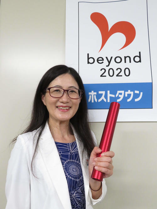 東京五輪・パラリンピックのホストタウンと食を担当する内閣官房東京オリンピック・パラリンピック推進本部事務局の勝野美江企画・推進統括官（撮影・近藤由美子）