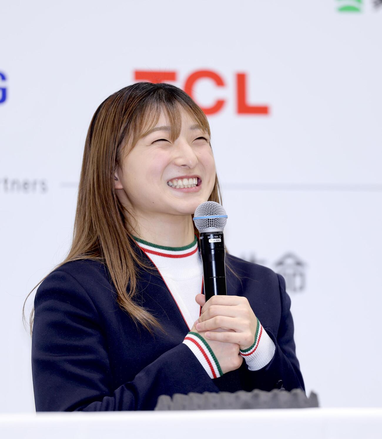 記者会見で笑顔を見せる坂本花織（2026年1月撮影）