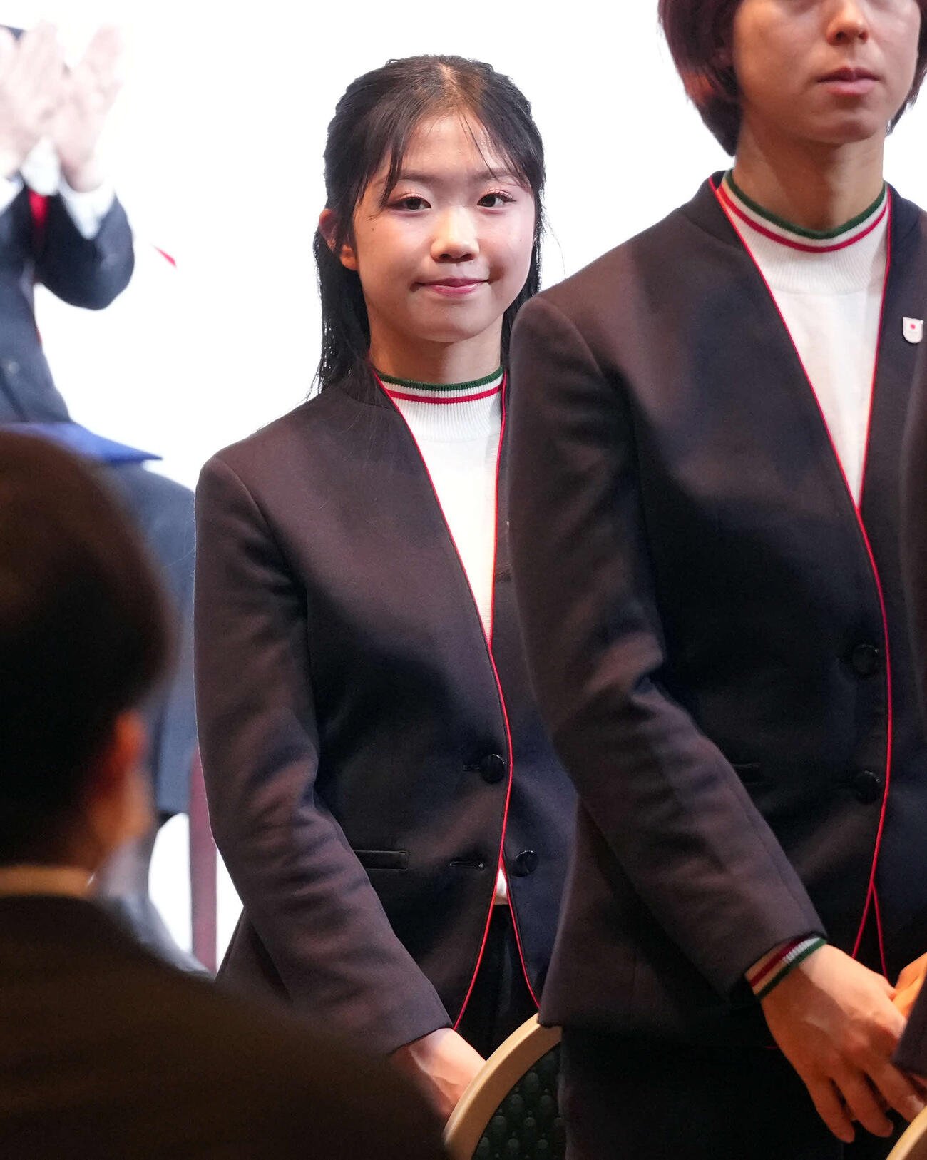 解団式に出席したフィギュアの中井亜美（撮影・たえ見朱実）