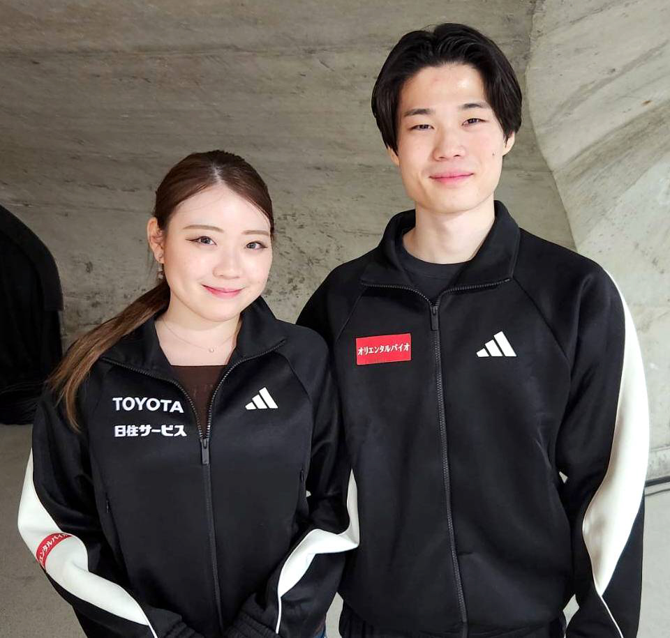 フィギュアスケートのアイスダンスで昨年の全日本選手権に出場した紀平梨花（左）西山真瑚組