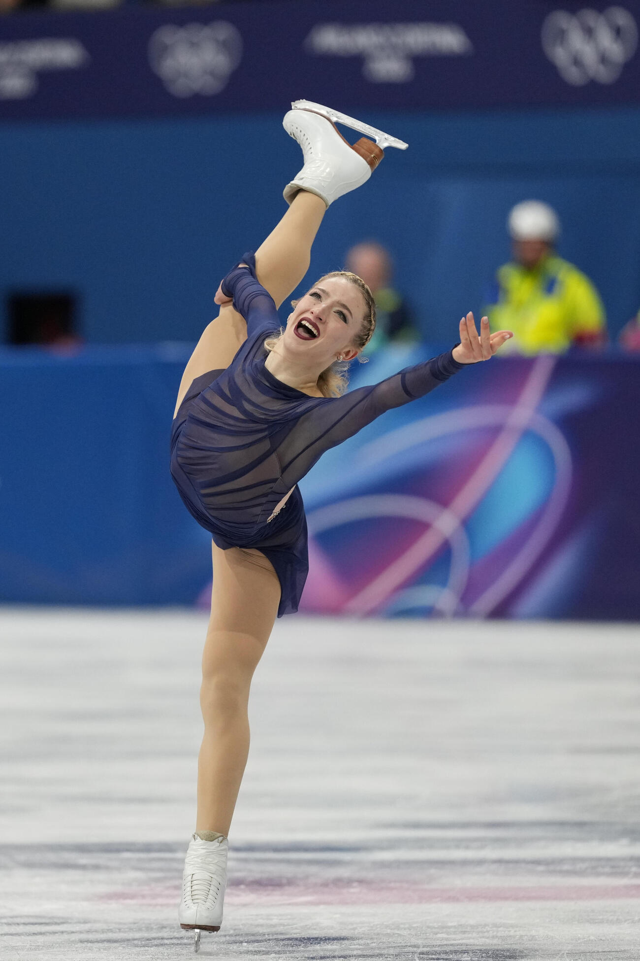 フィギュア女子フリー　演技するアンバー・グレン（ＡＰ）