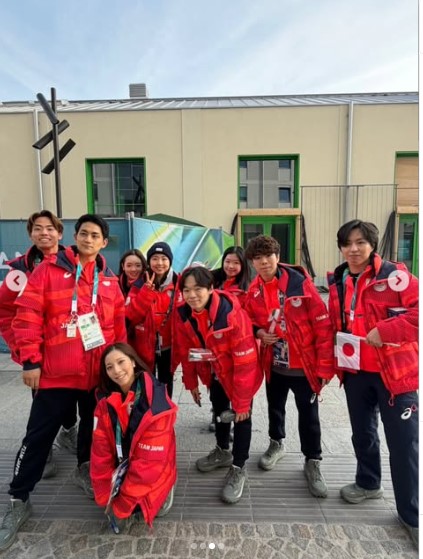 閉会式に参加する選手たち（スケート連盟のインスタから）