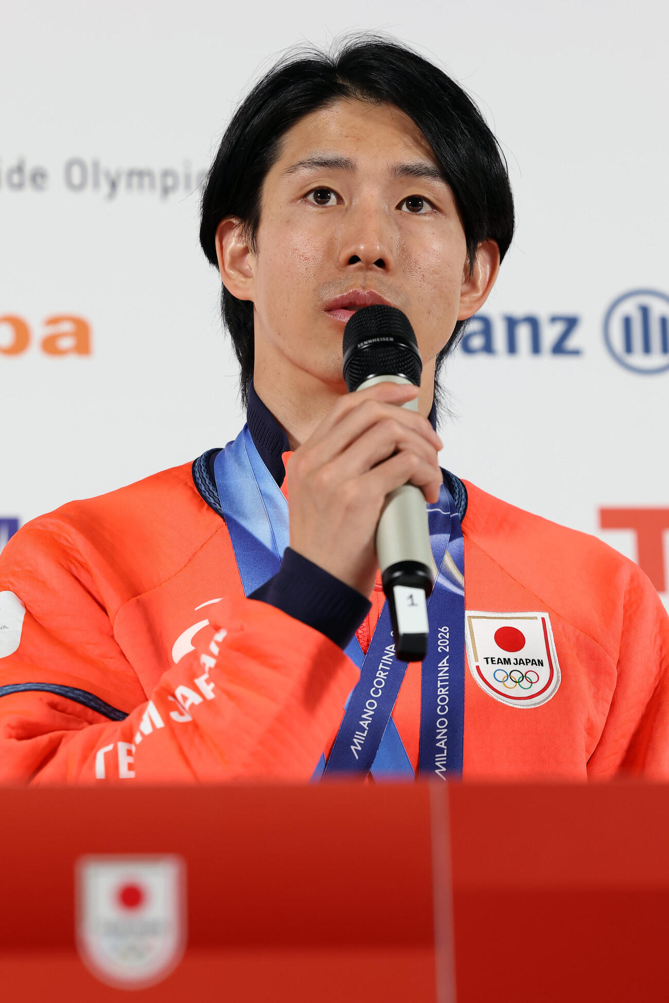 メダリスト会見に臨む堀島（撮影・前田充）