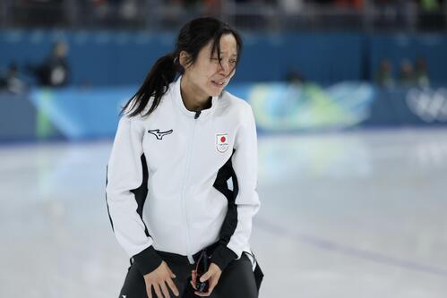 涙ながらにあいさつする高木美帆（2026年2月20日撮影）