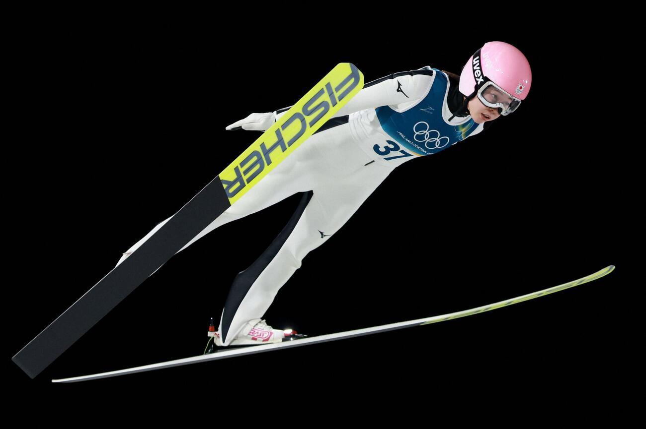 女子個人ラージヒル　勢藤優花の1回目の飛躍（ロイター）