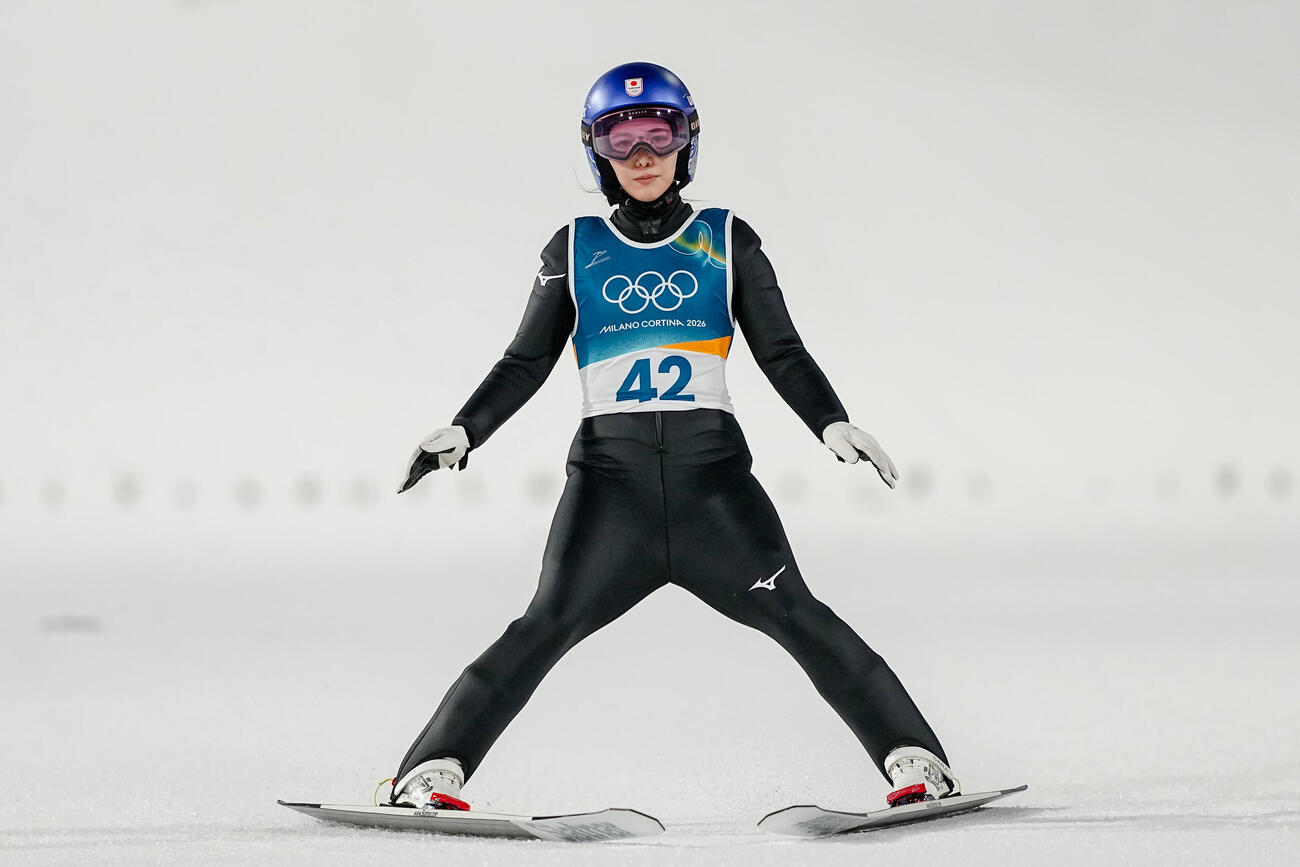 女子個人ラージヒル　1回目の飛躍で17位の高梨沙羅（AP）