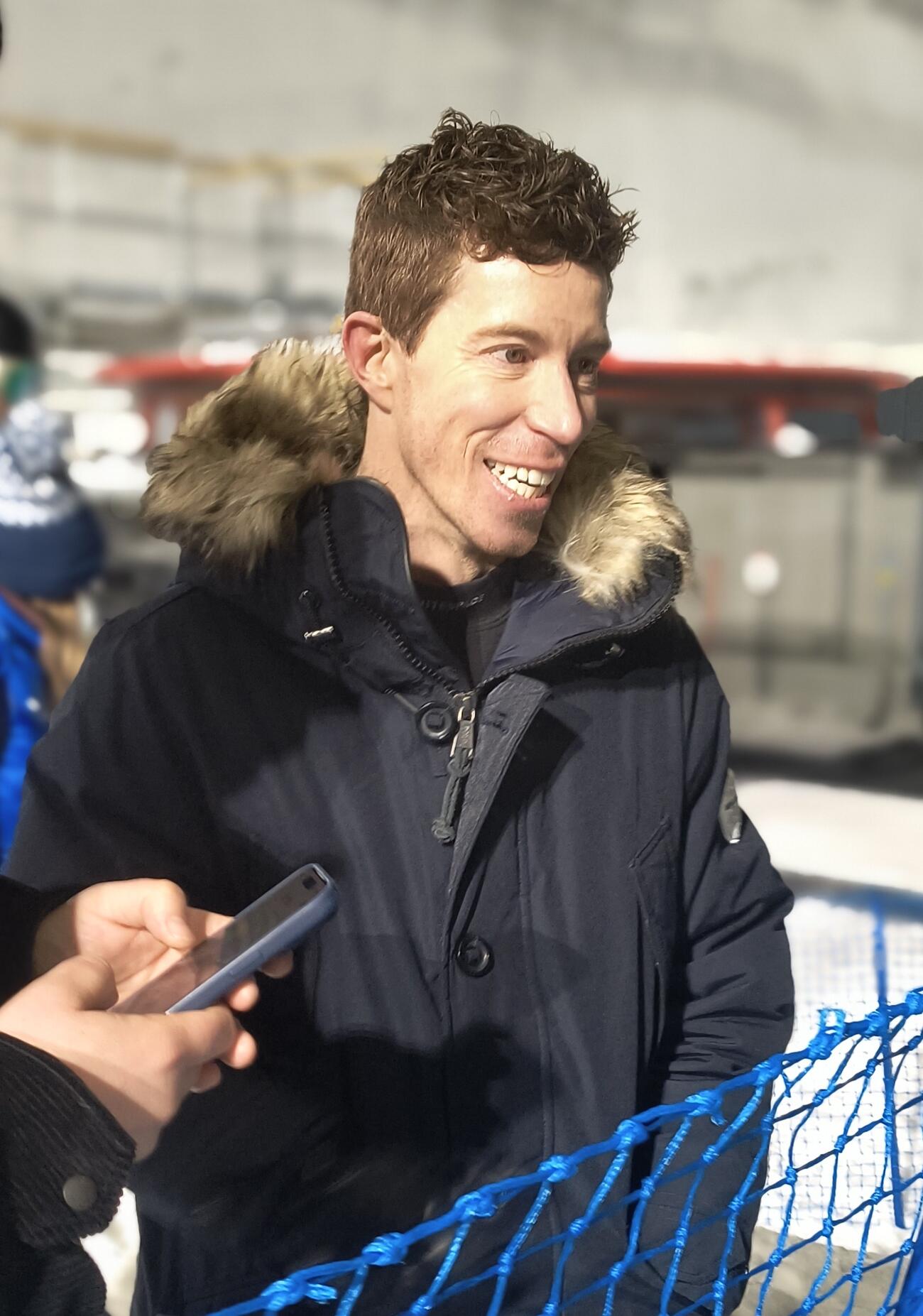 スノーボード男子ハーフパイプ予選の会場リビーニョに姿を見せた米国のショーン・ホワイト