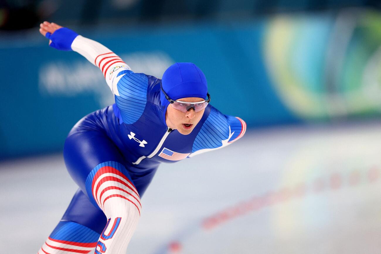 スピードスケート女子1000mで4位の米国ボウ（ロイター）