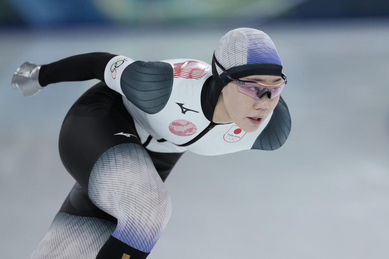 女子1000メートルで滑走する吉田（撮影・前田充）