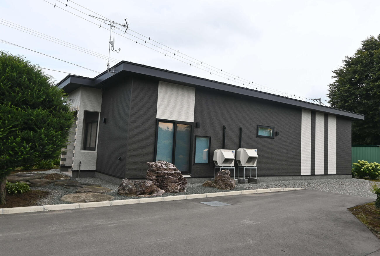堀川の実家に建てられた記念館2号館（撮影・飯岡大暉）