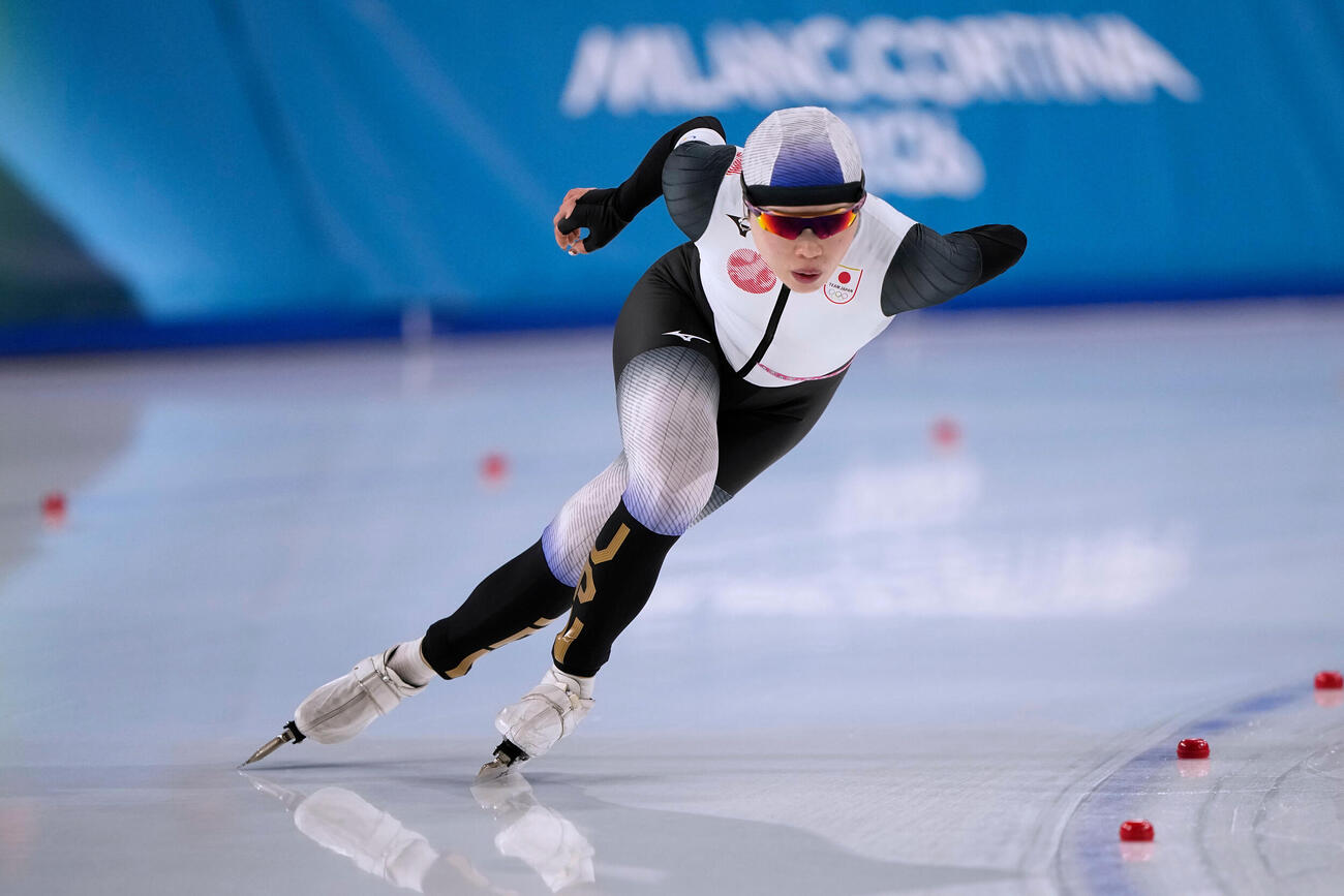 スピードスケート女子1500ｍに出場した佐藤綾乃（AP）
