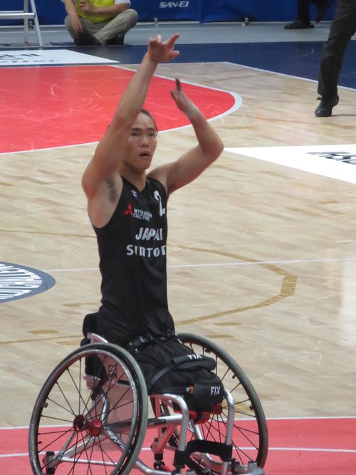 日本対オーストラリア　第2Q、フリースローを決める鳥海連志（撮影・小堀泰男）