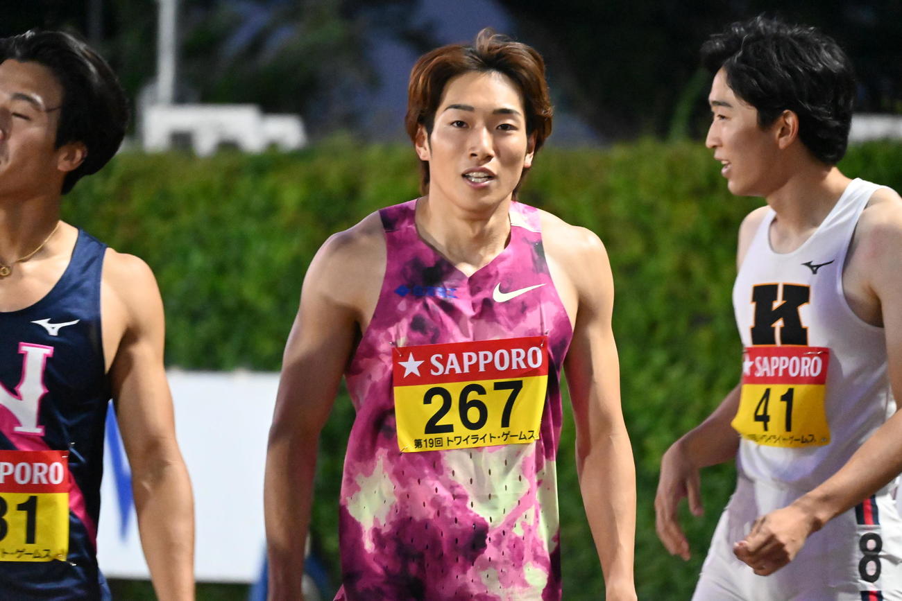 男子110メートル障害で優勝した泉谷（撮影・飯岡大暉）
