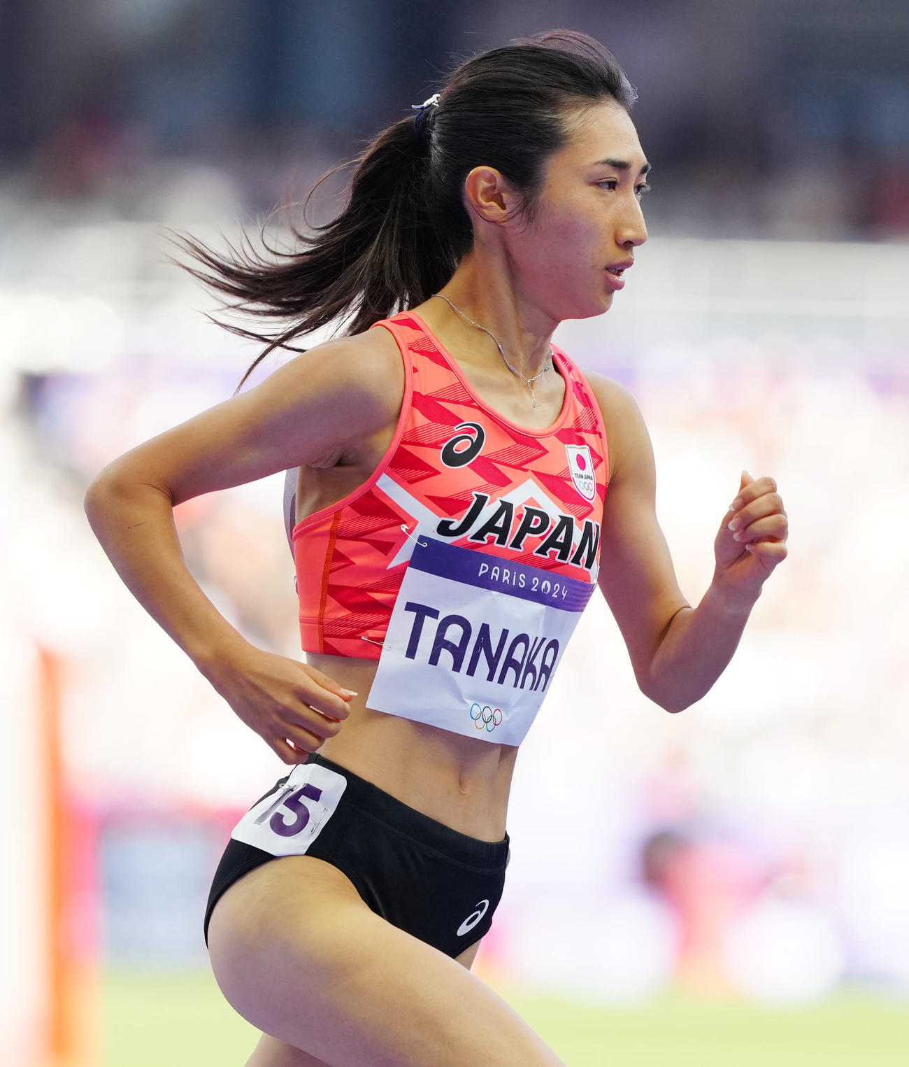 陸上の女子1500メートル予選に臨む田中（撮影・江口和貴）