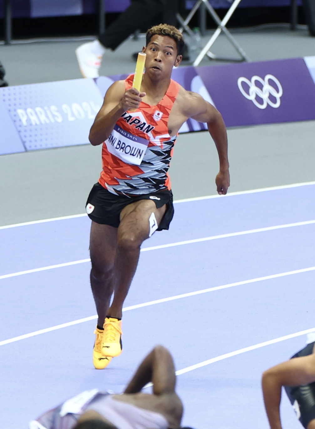 男子400メートルリレー予選、力走する1走のサニブラウン（撮影・河田真司）