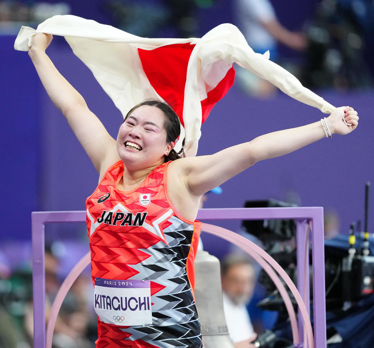 女子やり投げで優勝し歓喜する北口（撮影・江口和貴）