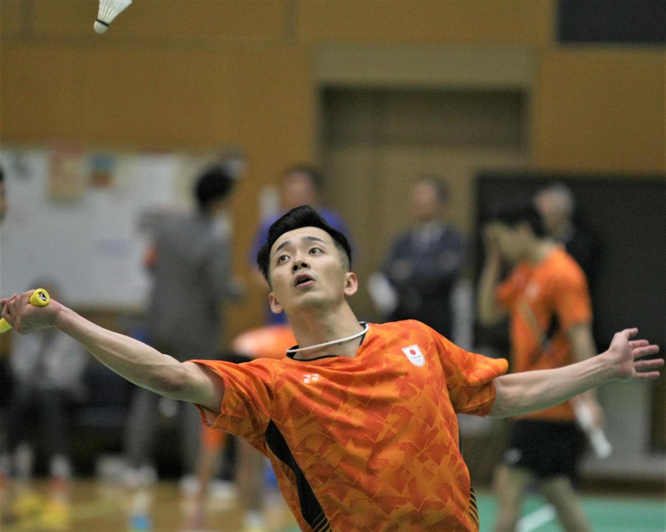 パリ五輪へ向けた強化合宿に参加した男子シングルスの西本（撮影・藤塚大輔）