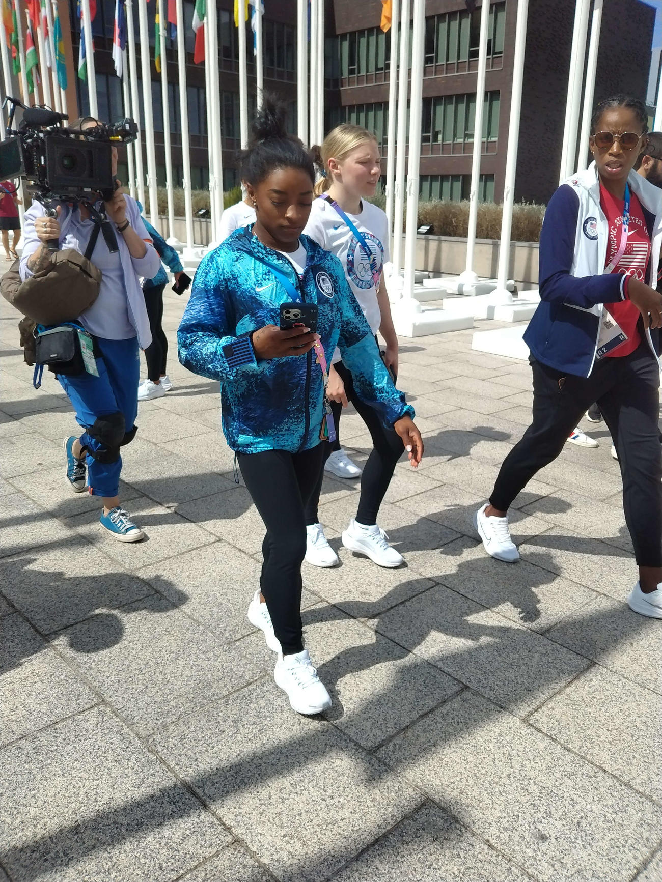 食堂から出てきた体操女子で米国代表のバイルス