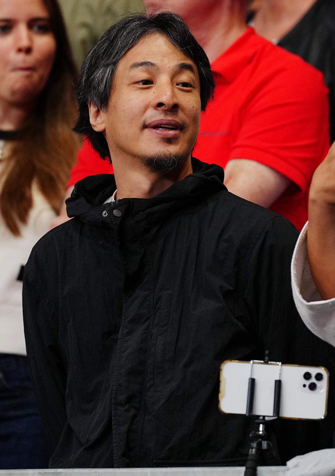 パリ五輪　柔道を観戦するひろゆき氏