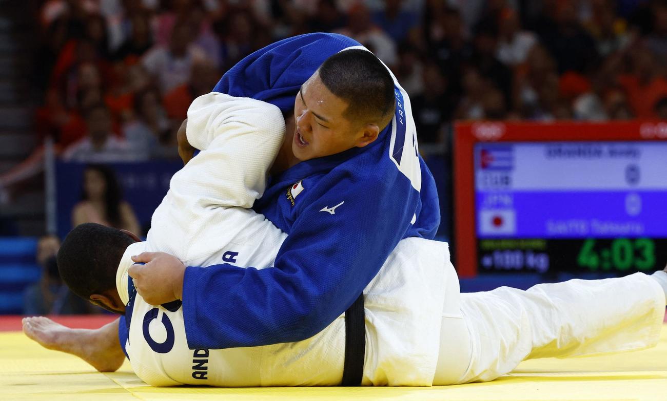男子100キロ超級準々決勝　準決勝進出を決めた斉藤立（ロイター）